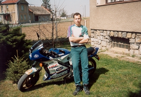 Honda VFR 750.jpg