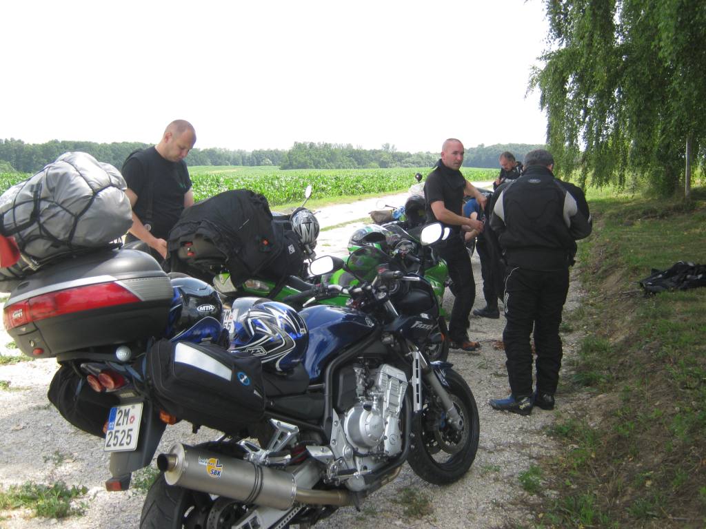 ALB-Hr-MnE-Srb 20110618141436